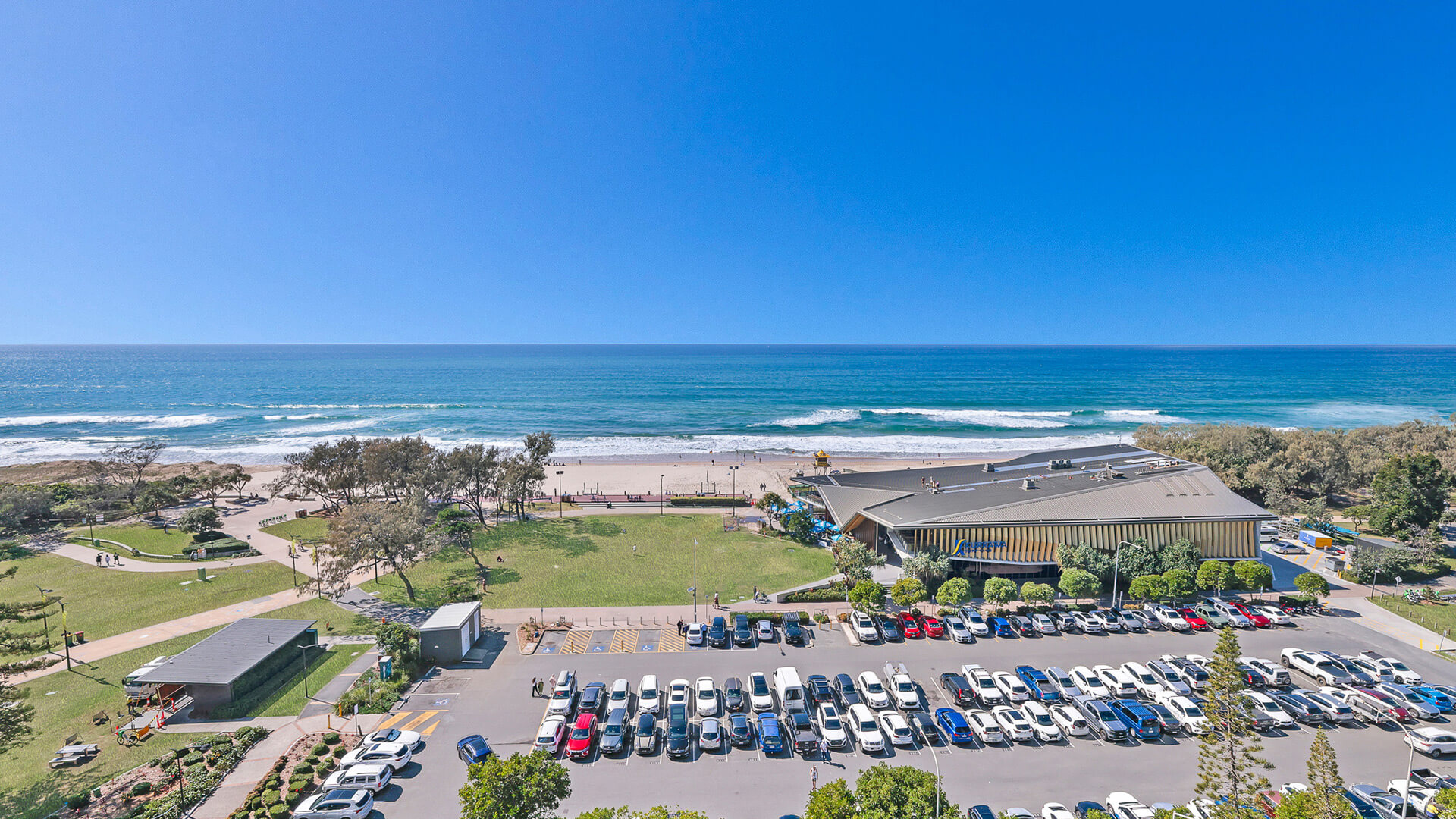 Oceanfront Park and beach views 2 Bedroom Ocean View Suite at ULTIQA Air on Broadbeach.